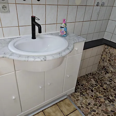 Haus Adelheid Дом отдыха Вайль-на-Рейне