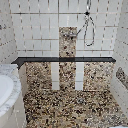 Haus Adelheid * Weil am Rhein